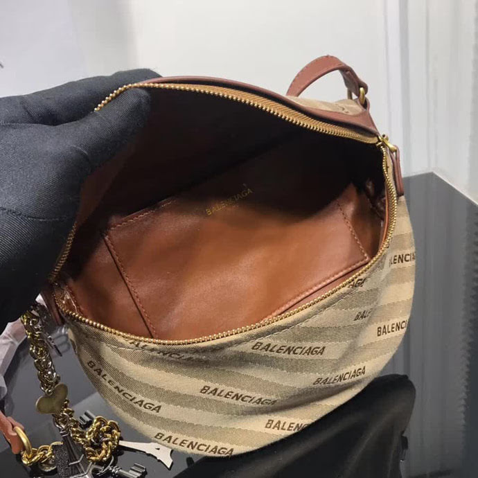 BALENCIAG巴黎世家 火爆 帆布拼牛皮 可做胸包 斜挎 單肩包 91869  BL1608